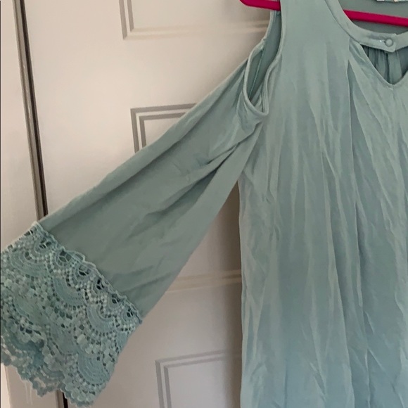 Military Hippie Open Shoulder Top - Picture 2 of 2